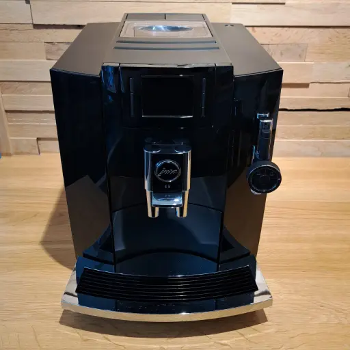 Jura E8 Piano Black